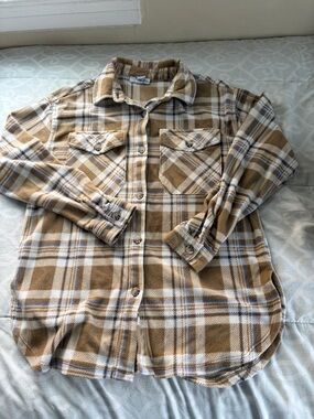 Women’s Tan Plaid Button-Up Shirt
